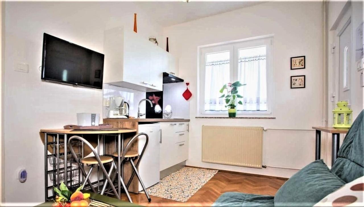 Apartment Green Oasis 1 Umag Buitenkant foto